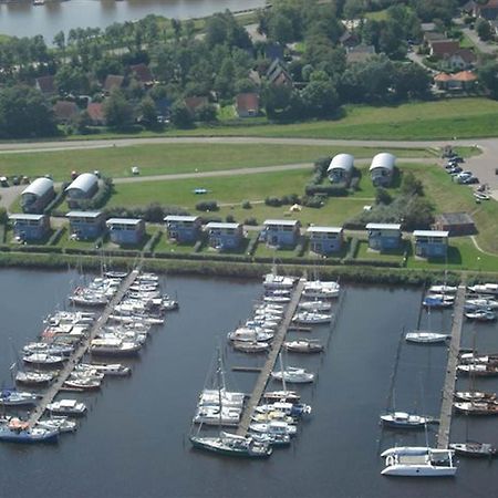 8 Pers House 'Capitein Theis' With Seaside In Front Of The Lauwersmeer Anjum Extérieur photo