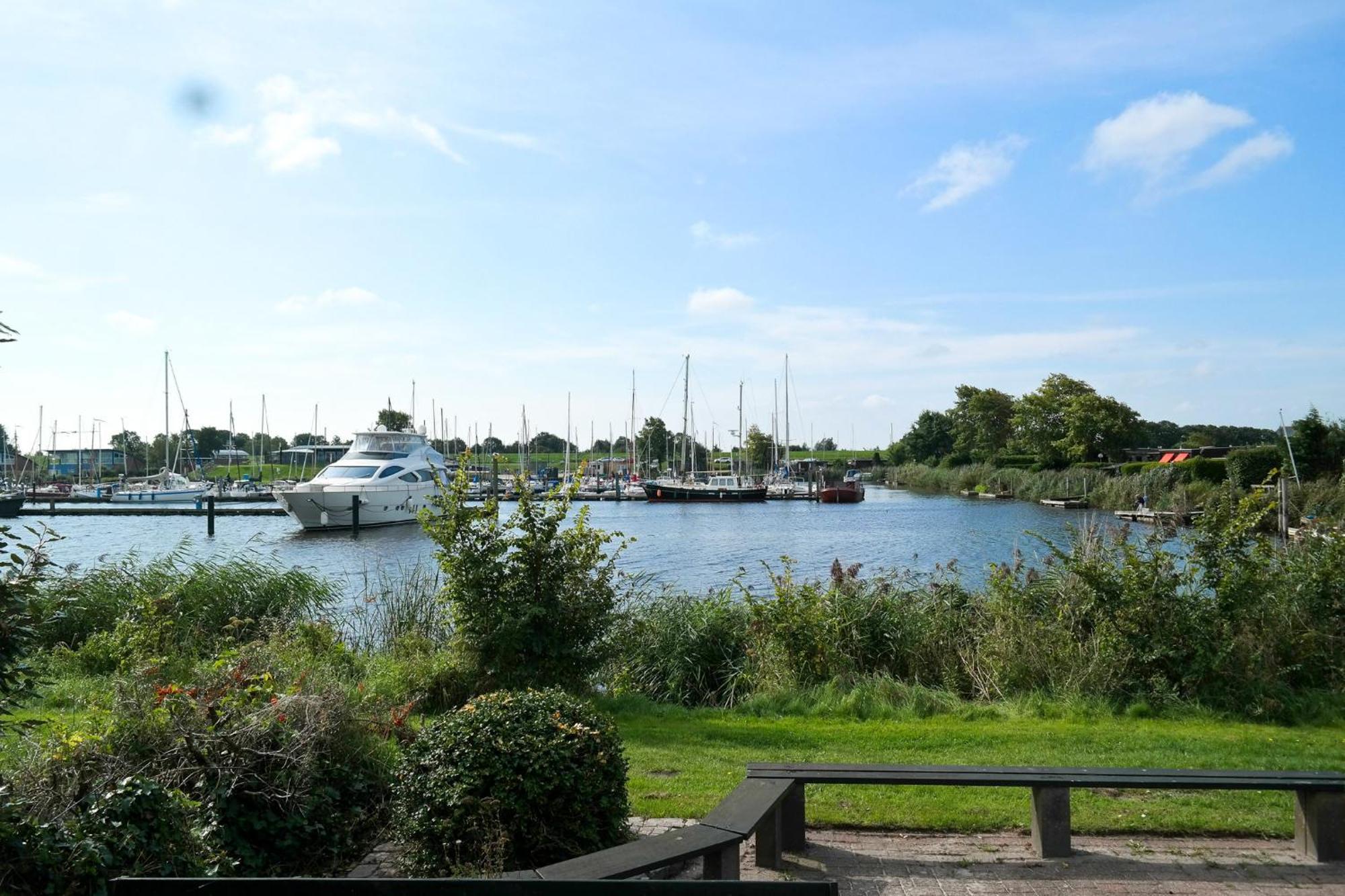 8 Pers House 'Capitein Theis' With Seaside In Front Of The Lauwersmeer Anjum Extérieur photo